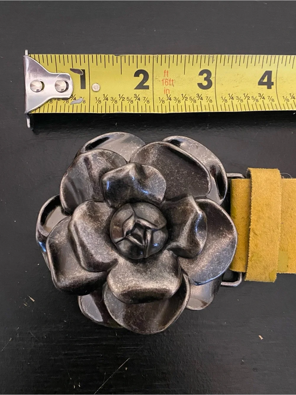 Betsey Johnson Pewter Camellia Flower Belt Buckle Yellow Womens XL BBP1151 - Picture 5 of 7